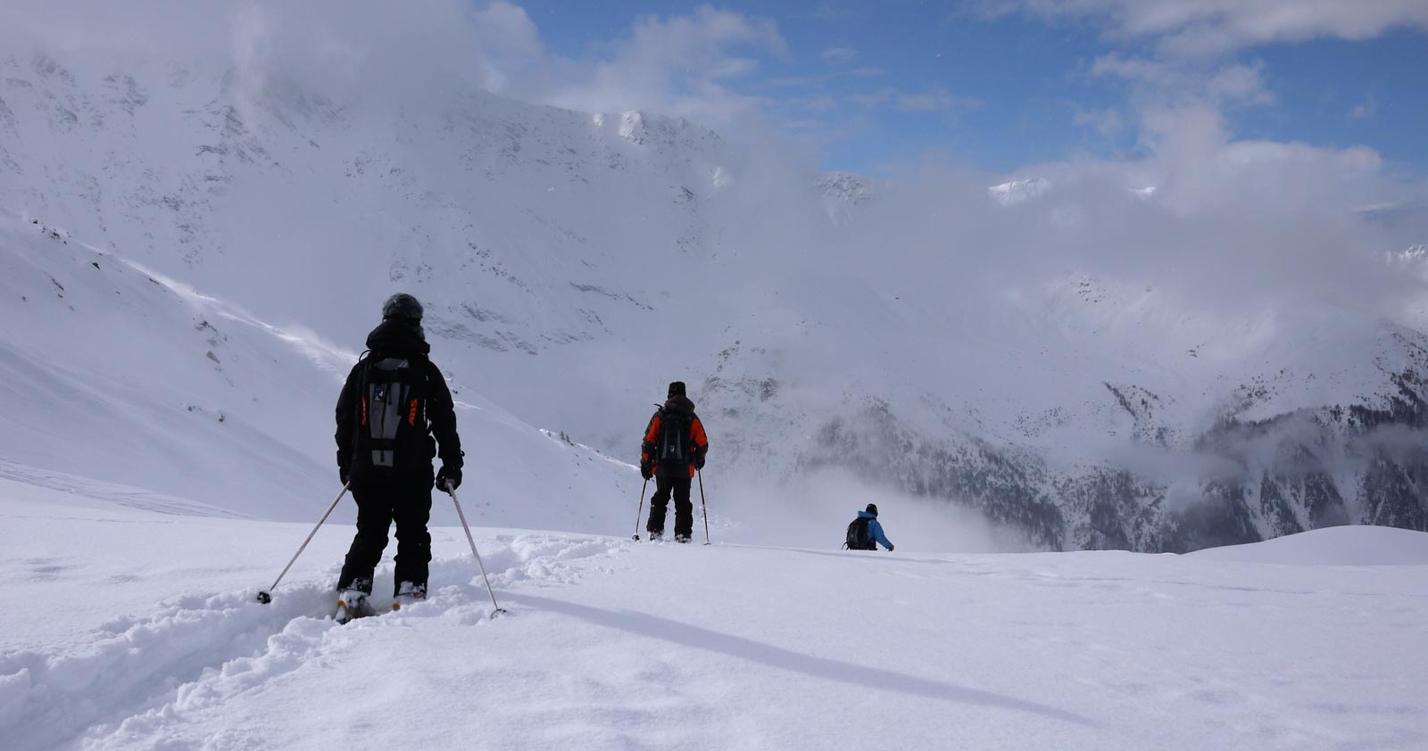 La neige crisse sous le ski, juste du bonheur