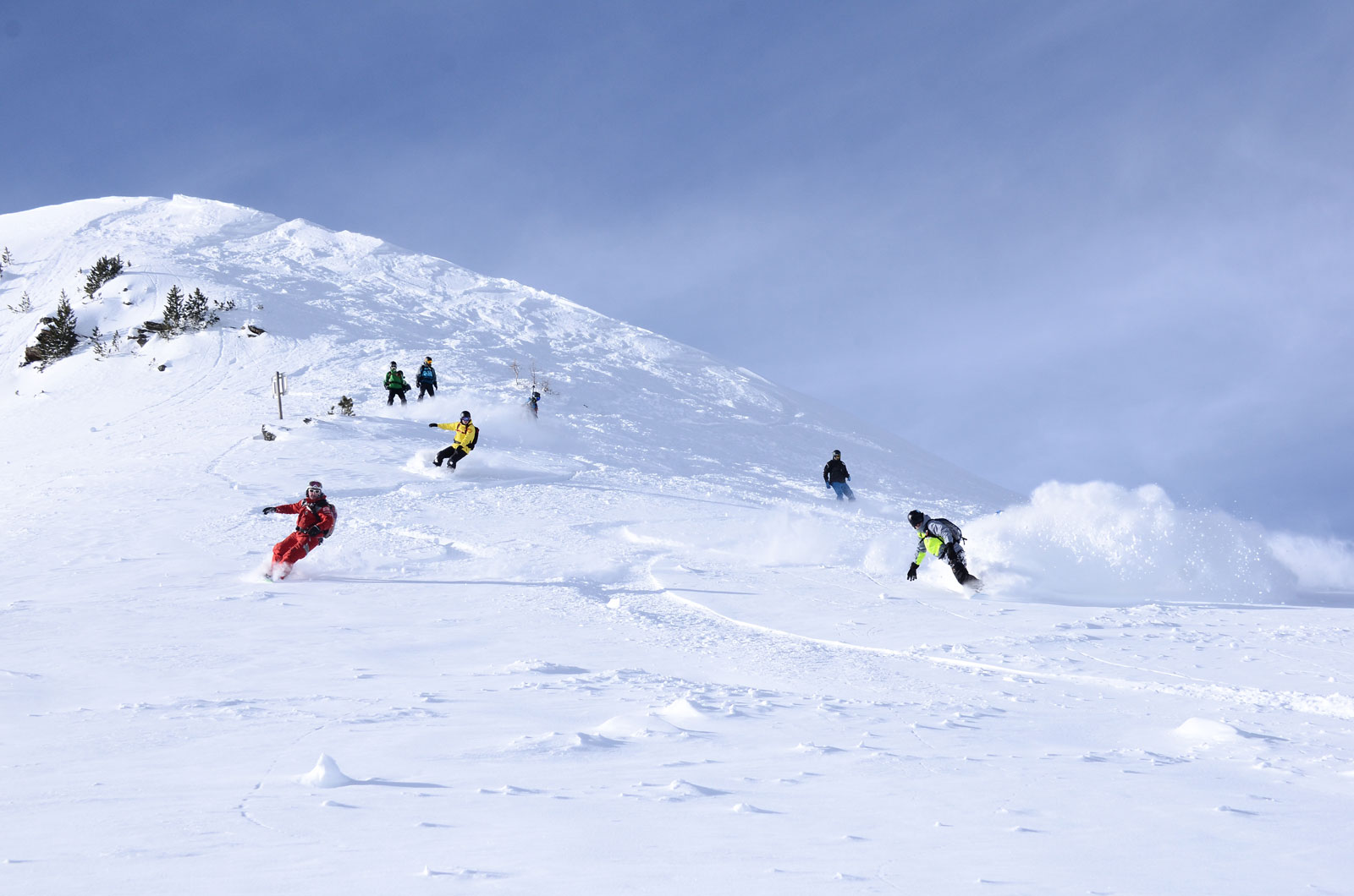Les informations sur les cours de snowboard aux Arcs sont ici